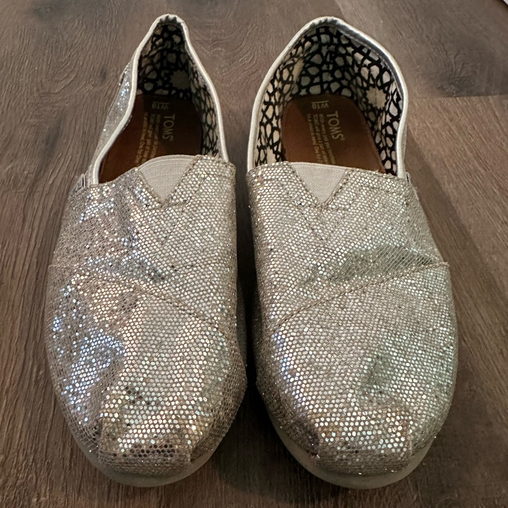Silver glitter toms (10)